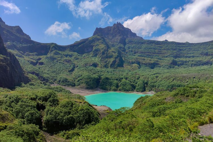 Kawah Gunung Kelud